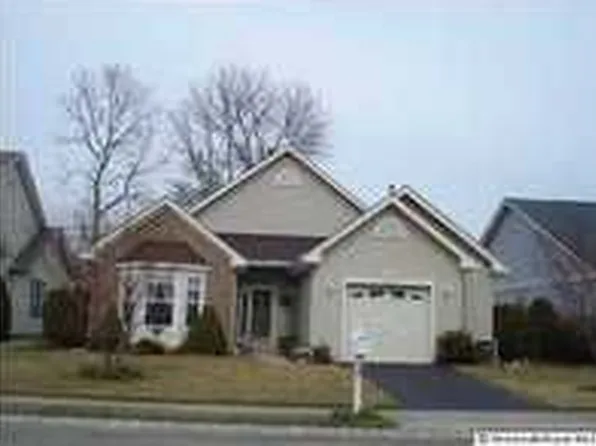 127 Sylvan Lake Blvd, Bayville, NJ 08721