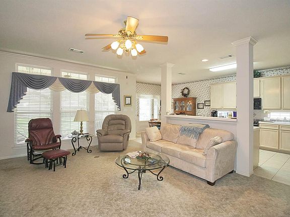 3rd image of 7860 Lantana Ln