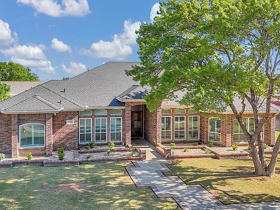 4th image of 5400 Hillcrest Ct