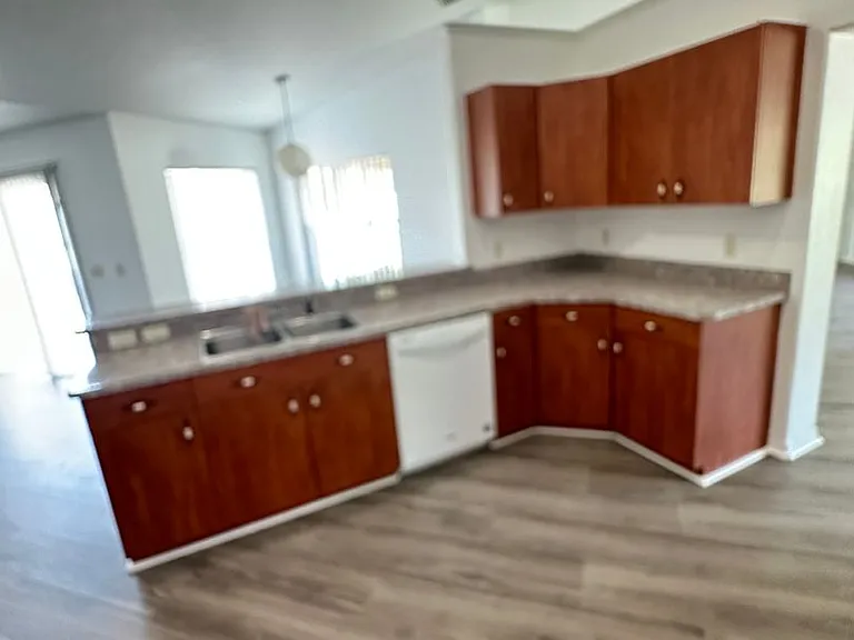 376 Marion Oaks Trl — Photo 3