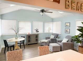 494 Century Vista Dr, Arnold, MD 21012