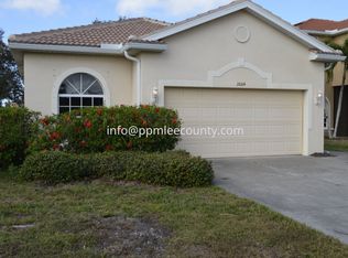 2684 Sunset Lake Dr, Cape Coral, FL 33904