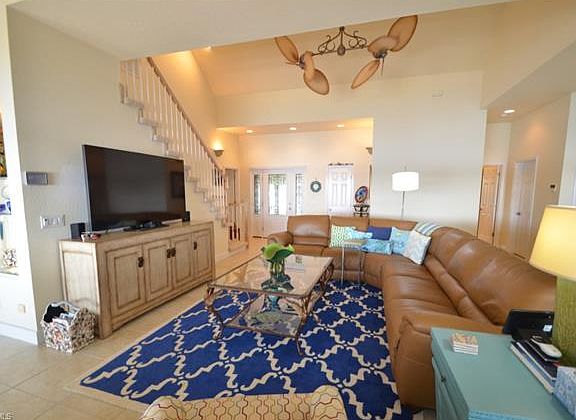 5th image of 3765 San Carlos Dr