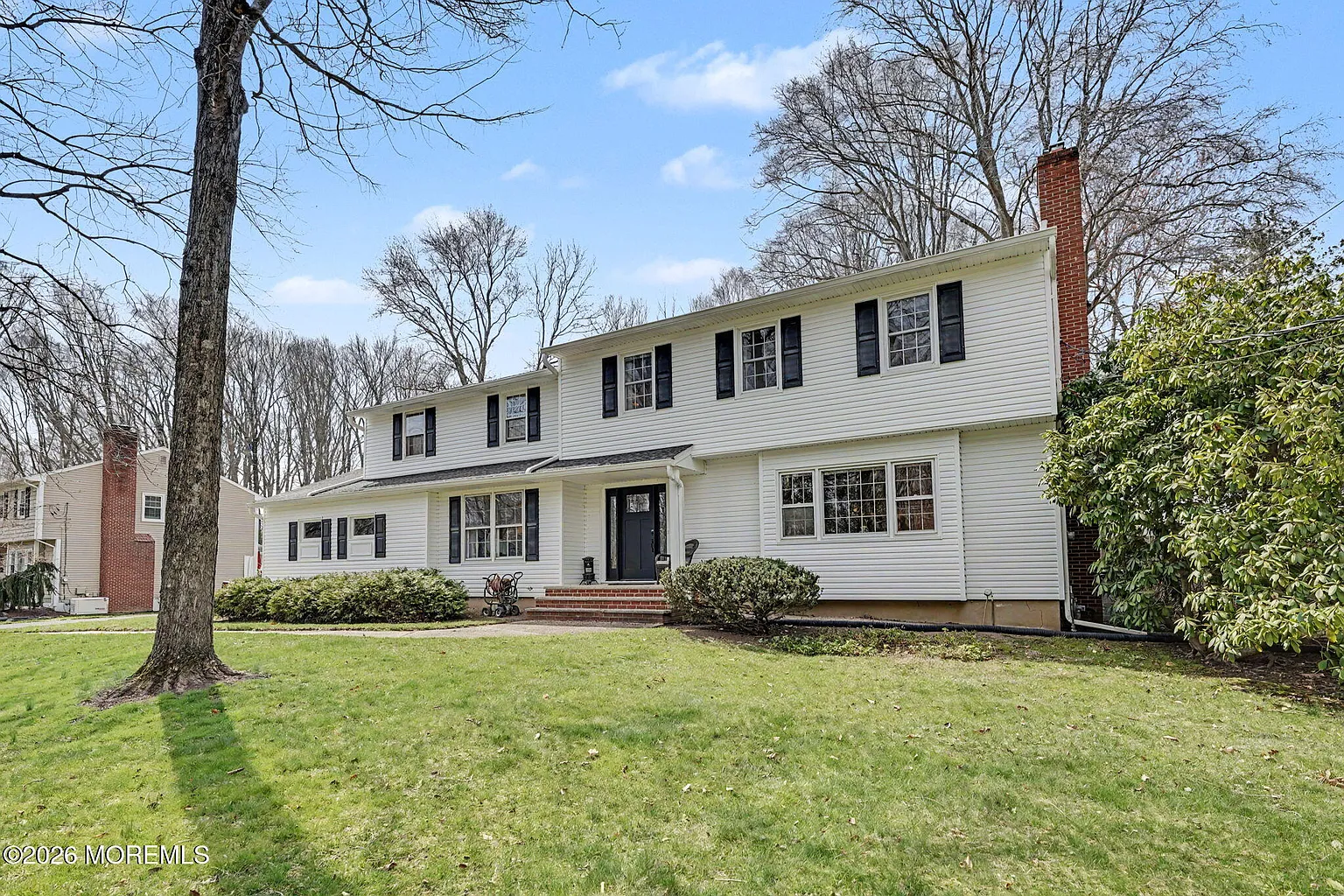 49 Hampton Drive photo 1