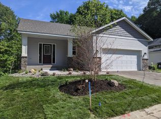 4660 Manchester Rd, Mound, MN 55364
