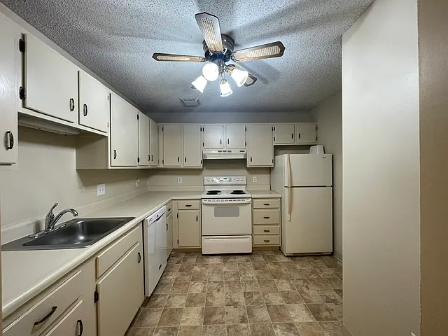 8 Northbrook Dr #807 — Photo 4