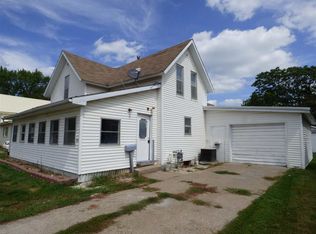 514 N C Ave, Washington, IA
