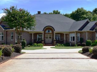 114 Rivendell Dr, Anderson, SC 29621
