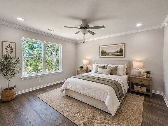 4th image of 348 Lavona Ln