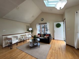 (Undisclosed Address), Worcester, MA 01604