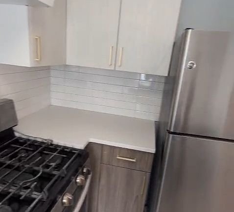 4th image of 632 Cora Pl #2