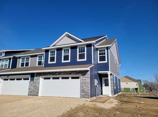 16403 Jaffna Pl, Lakeville, MN 55044