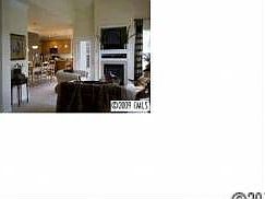 3rd image of 2921 Silverthorn Dr