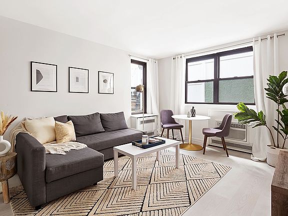 2nd image of 305 E 72nd St APT 2AN