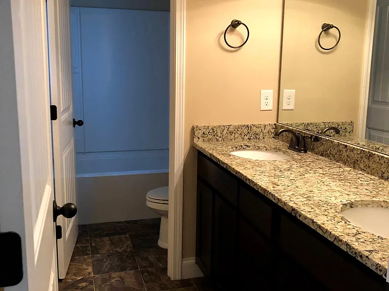 181 Cherokee Pond Ct — Photo 17
