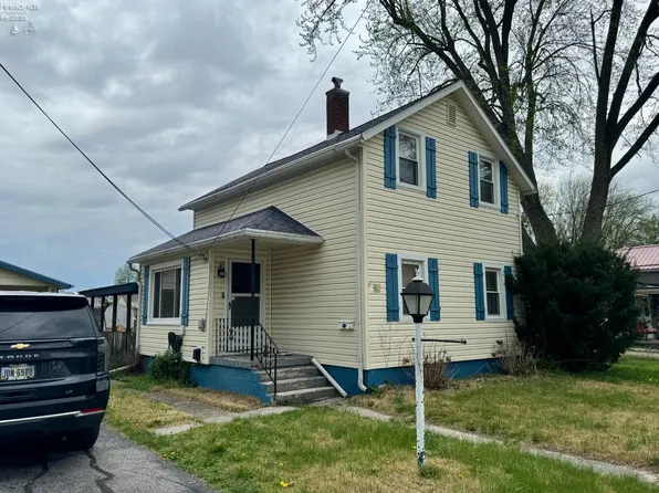 65 Wooster St, Norwalk, OH 44857