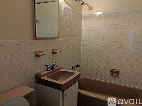 4th image of 318 Southwind Dr #12