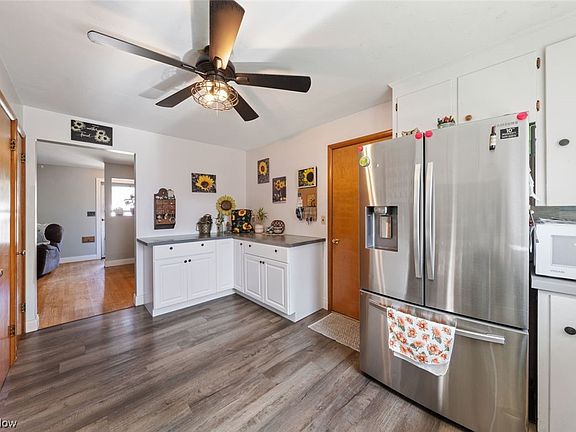 5th image of 2328 Wilson Dr