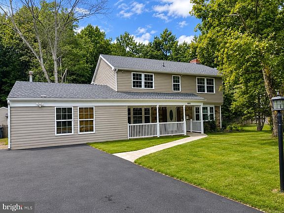 2nd image of 9312 Montpelier Dr