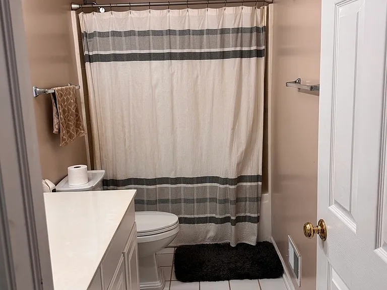 1268 Georgetown Way — Photo 8