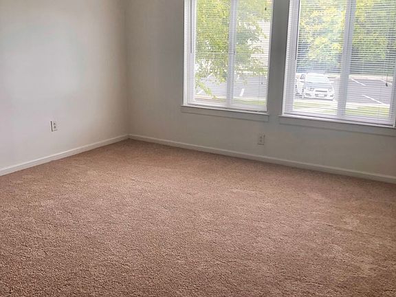 3rd image of 1700-1790 Liberty Ln #61