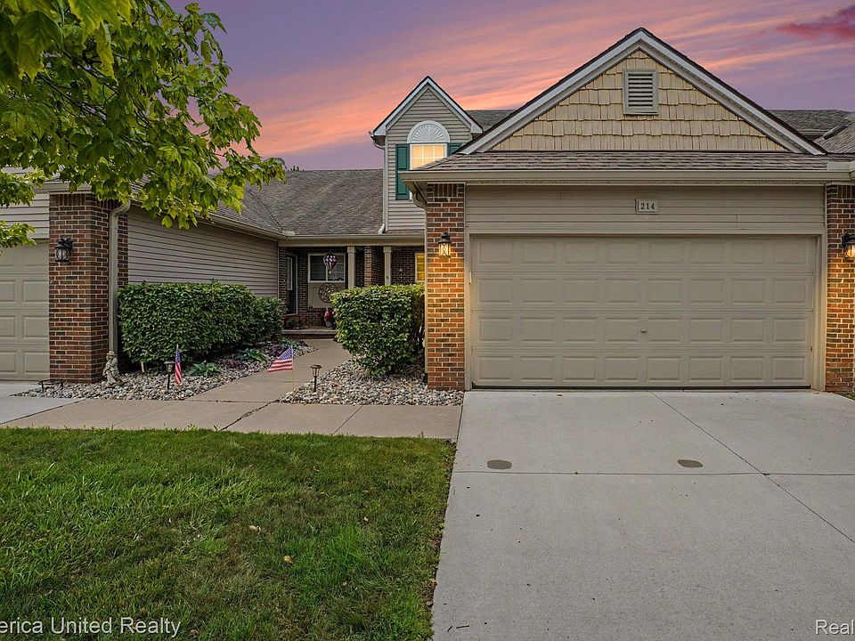 1st image of 214 Newberry Ln