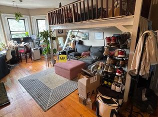 379 Beacon St APT 3F, Boston, MA 02116