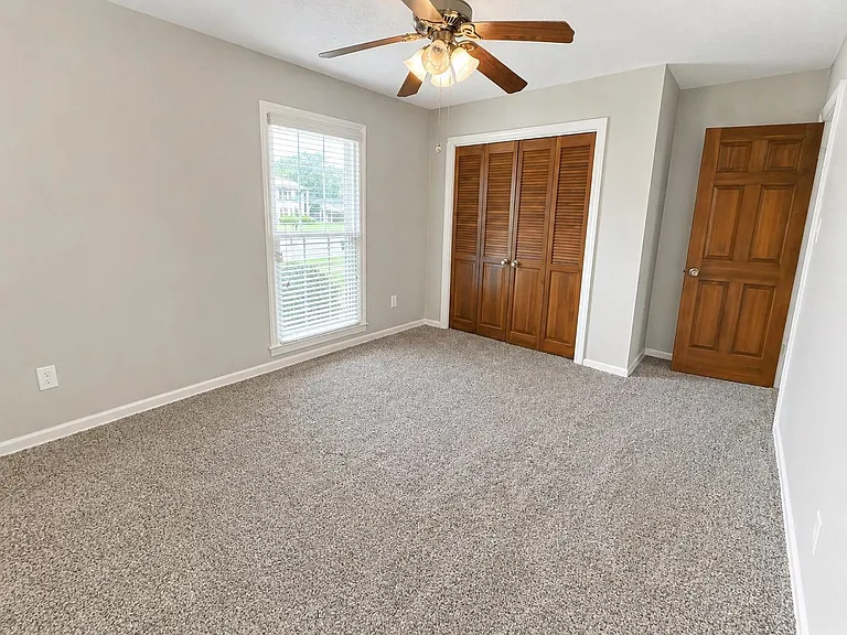 2148 Riverdale Rd — Photo 14