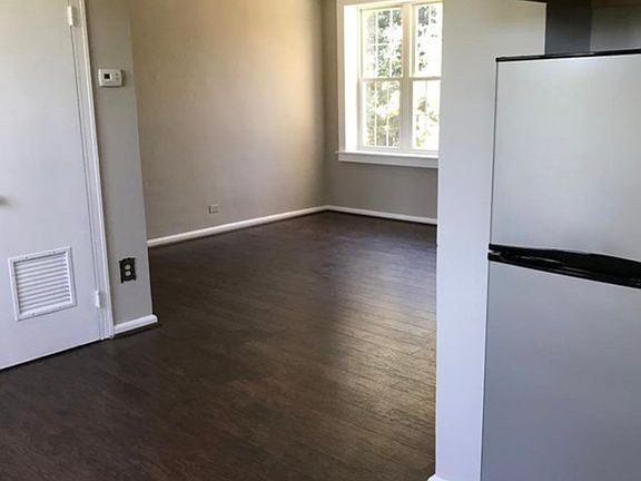 5th image of 601 Cleveland St Unit 5D