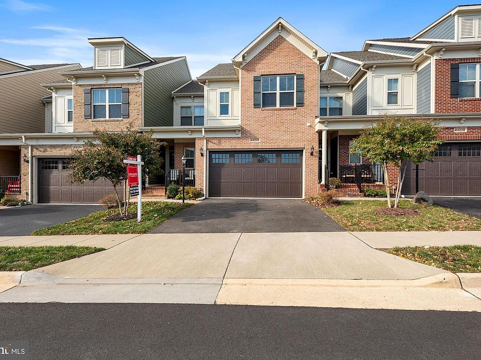 1st image of 44226 Silverpalm Grove Ter
