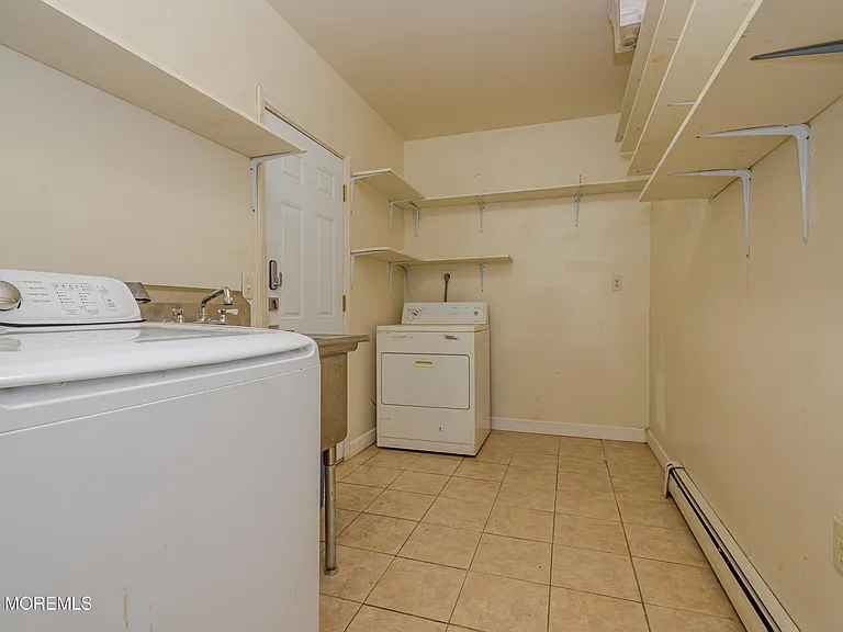878 Green Valley Rd — Photo 16