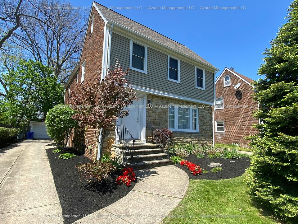 1st image of 2400 Ashurst Rd #1