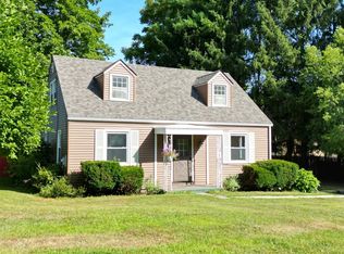 3 Hasbrouck Dr, Poughkeepsie, NY 12603