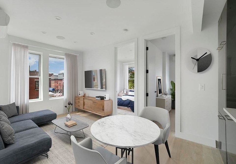 1st image of 131 Smith St #4F