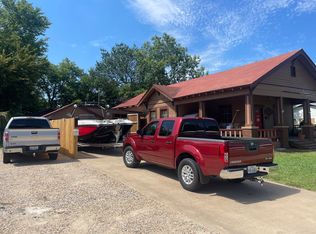 2419 Bonham St, Paris, TX 75460