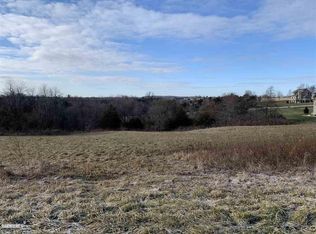 3 Ravine Dr, Galena, IL 61036