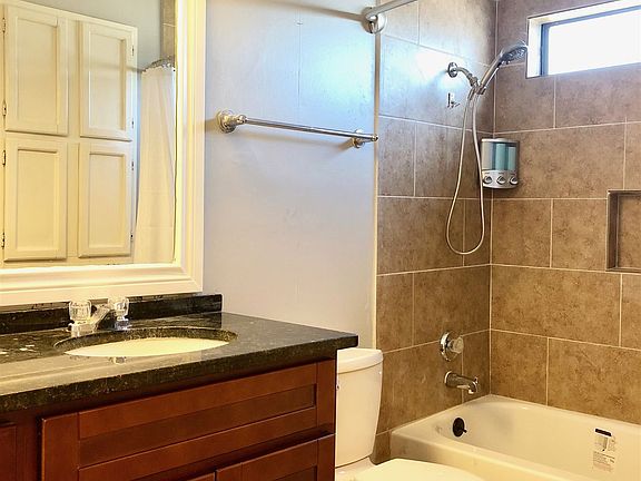 5th image of 10541 Starcrest Dr