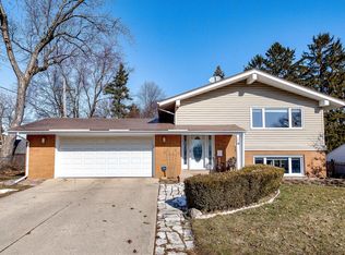 504 E Wilson St, Palatine, IL