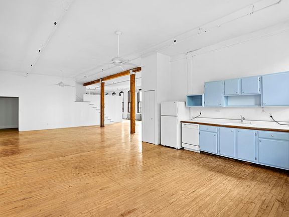 3rd image of 60 Union St Suite 3S