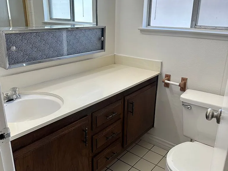 3333 El Encanto Ct #35 — Photo 8