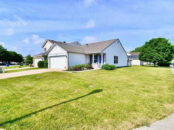 3rd image of 6462 Titania Dr