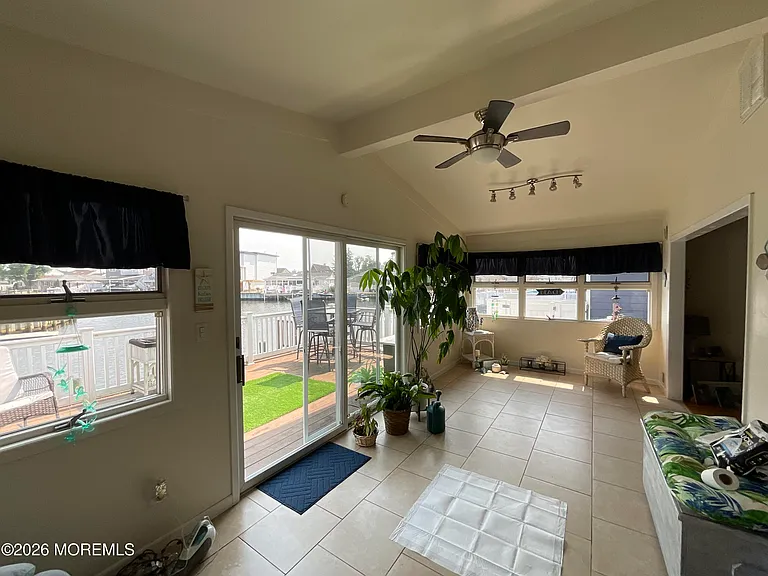 43 Topsail Rd — Photo 5
