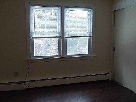 5th image of 77 Will Rogers Dr #2