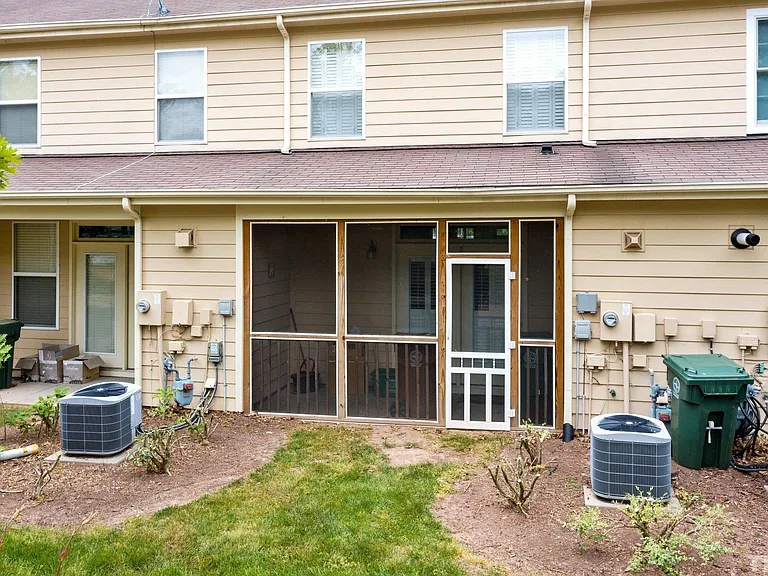236 Duck Mill Cir — Photo 6