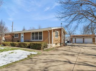3935 NE 49th St, Des Moines, IA 50317