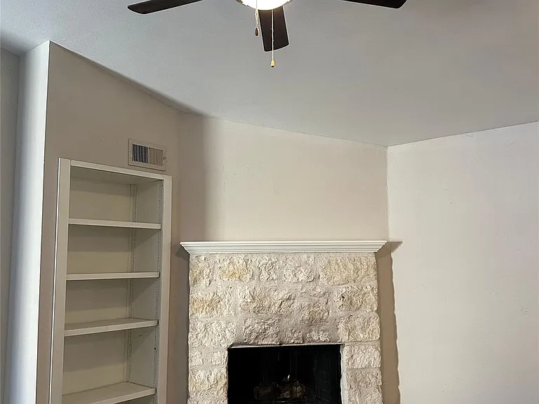 6804 N Capital Of Texas Hwy #822 — Photo 1