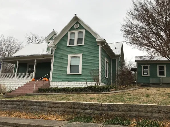 411 High St, Leslie, AR 72645