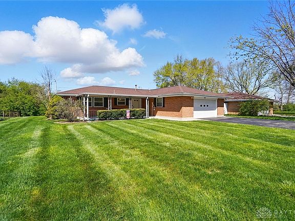 3rd image of 2873 Marigold Dr