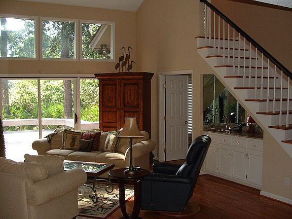 3rd image of 4 Bolen Hall Ln