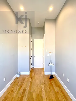 Rented by Nooklyn NYC LLC | media 17